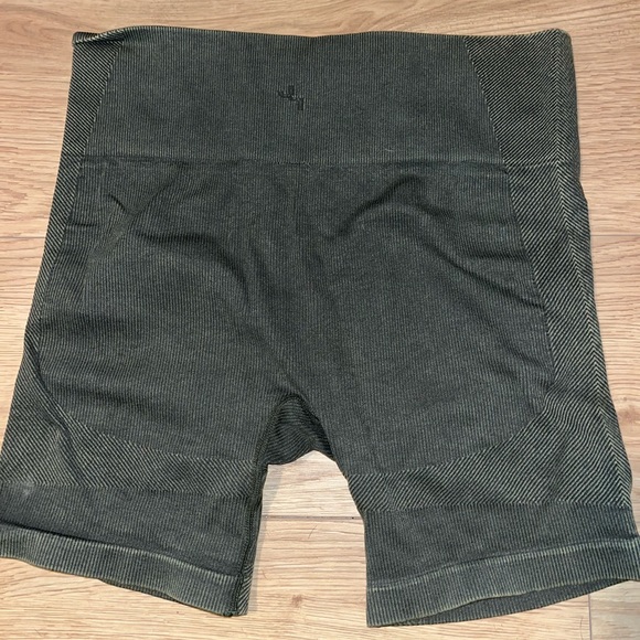 Seamless Workout Shorts by JoyLab - Picture 2 of 2